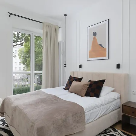 2-bedroom Bohemian Center Varšava